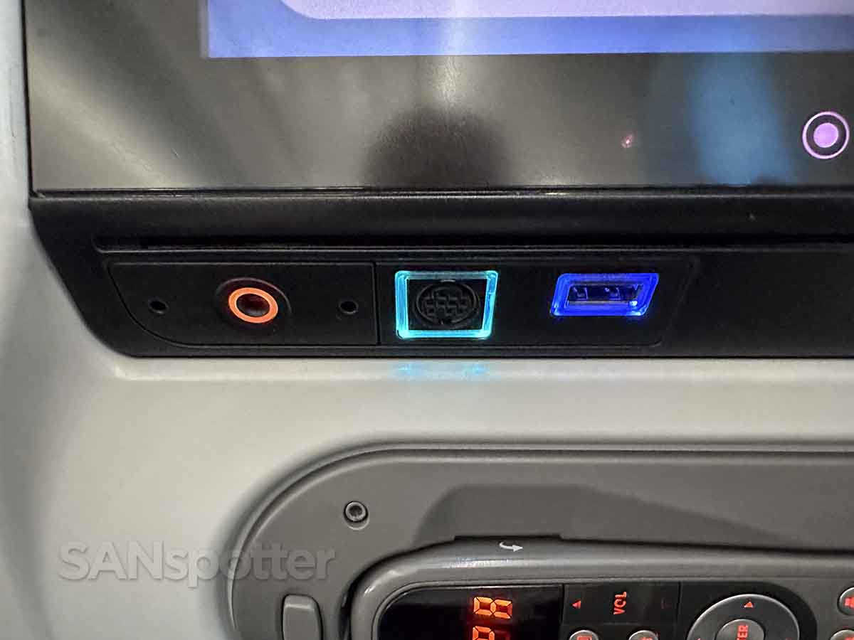 ANA 787-8 economy entertainment system audio and data jacks