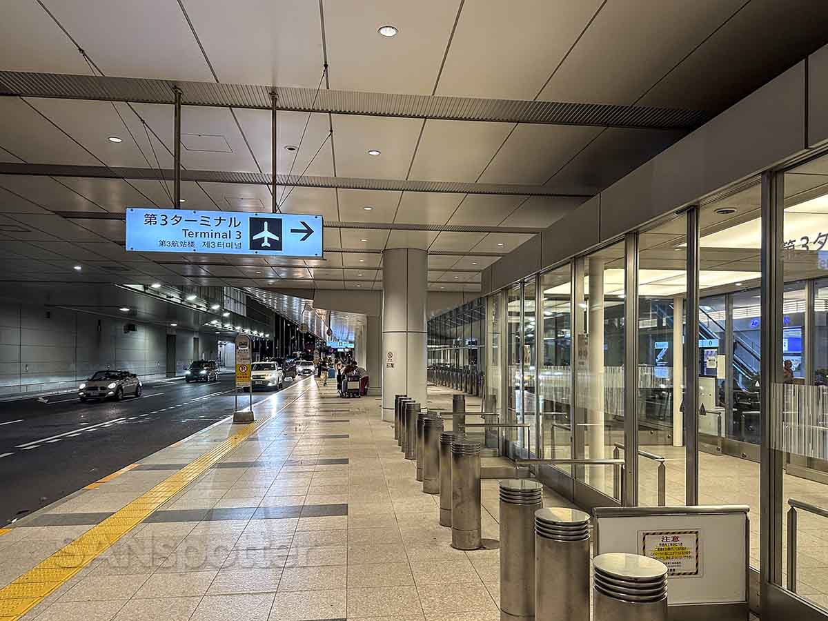 Entrance to terminal 3 Tokyo Haneda Airport