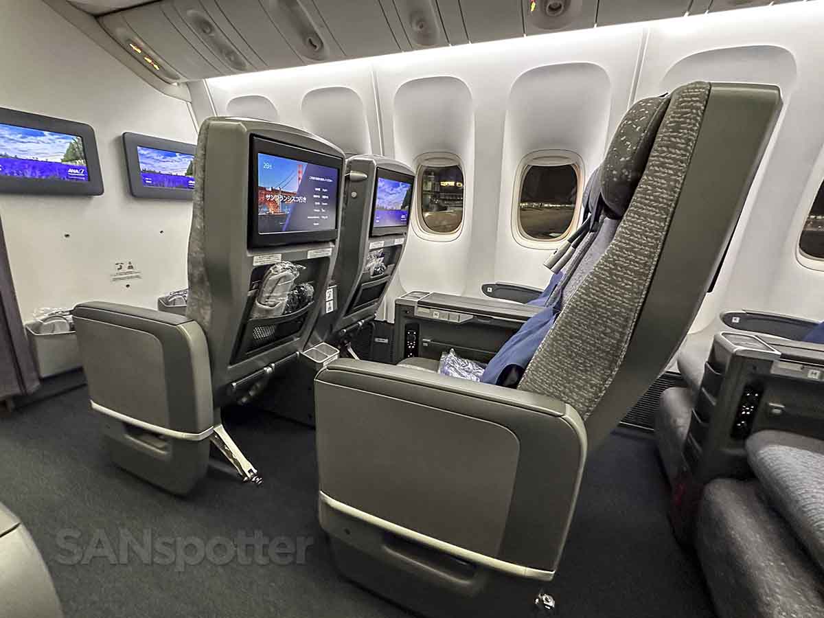 ANA 777-300ER premium economy bulkhead seats