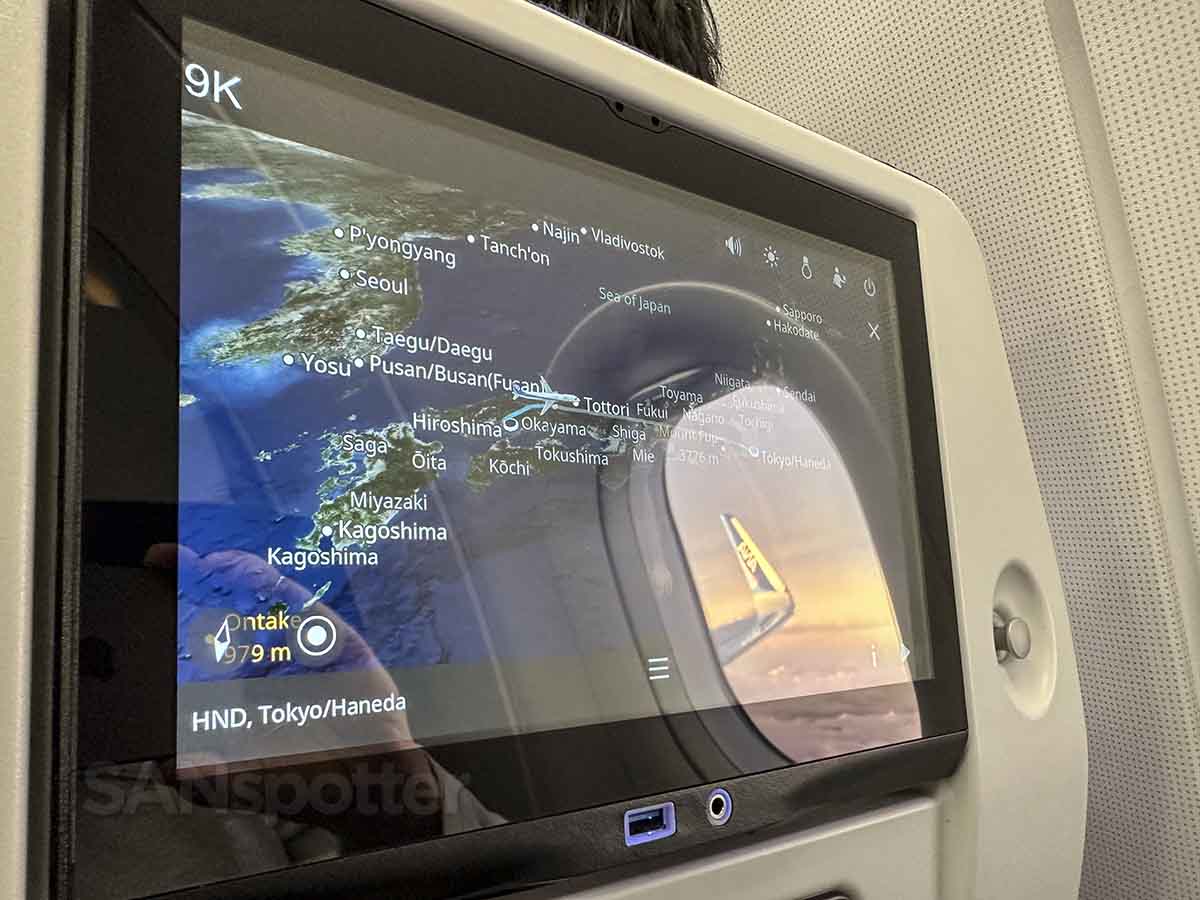 ANA A321neo economy glossy video screen