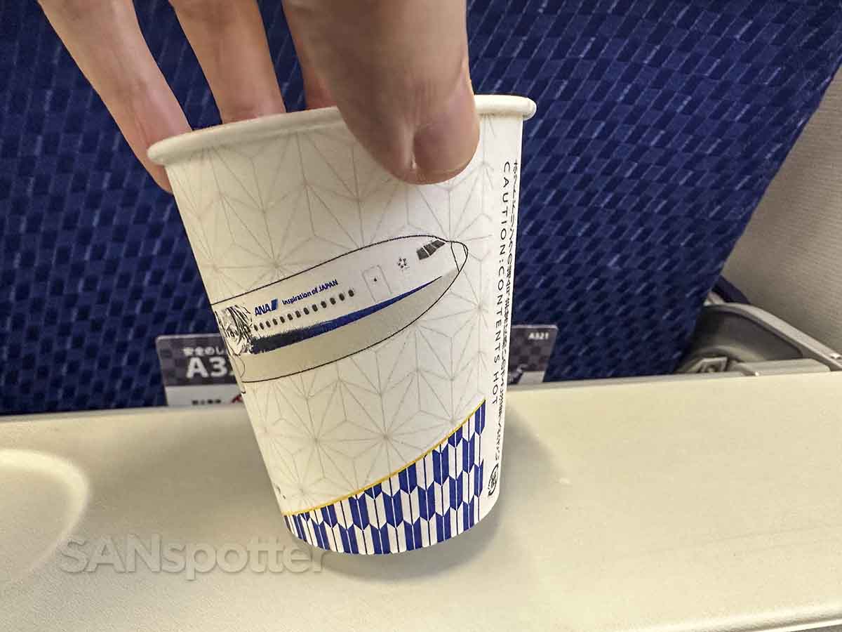 ANA A321neo economy paper cup aircraft illustration 