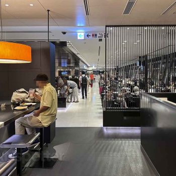 ANA Lounge Haneda Terminal 3: go for the curry / stay for the curry