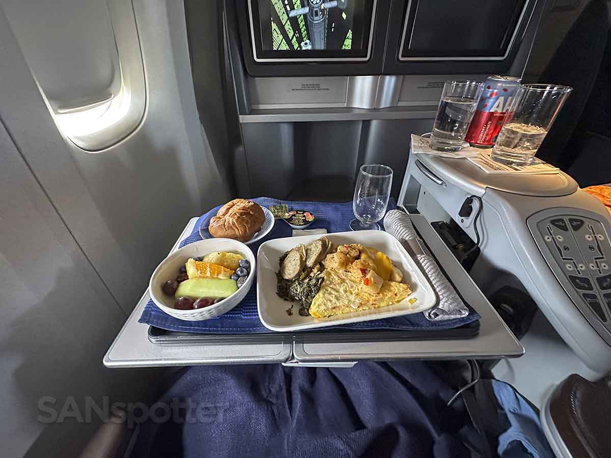 United Airlines domestic first class breakfast frittata