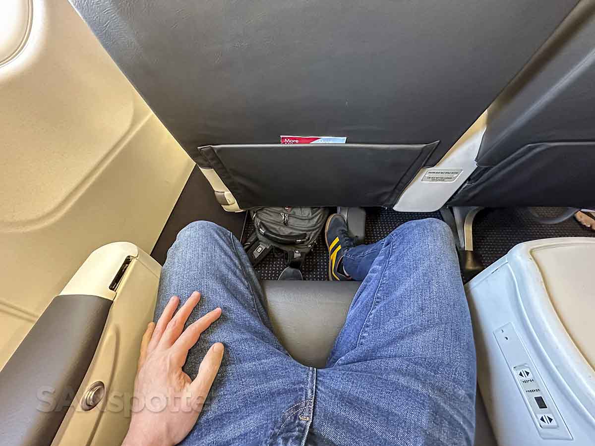 American Airlines A320 first class leg room