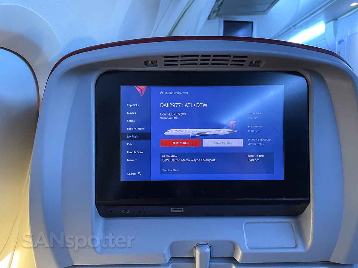 Delta 757-200 in-flight entertainment aircraft information screen