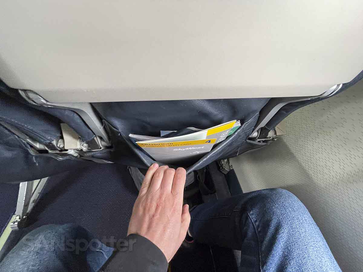 United CRJ-200 seat pocket