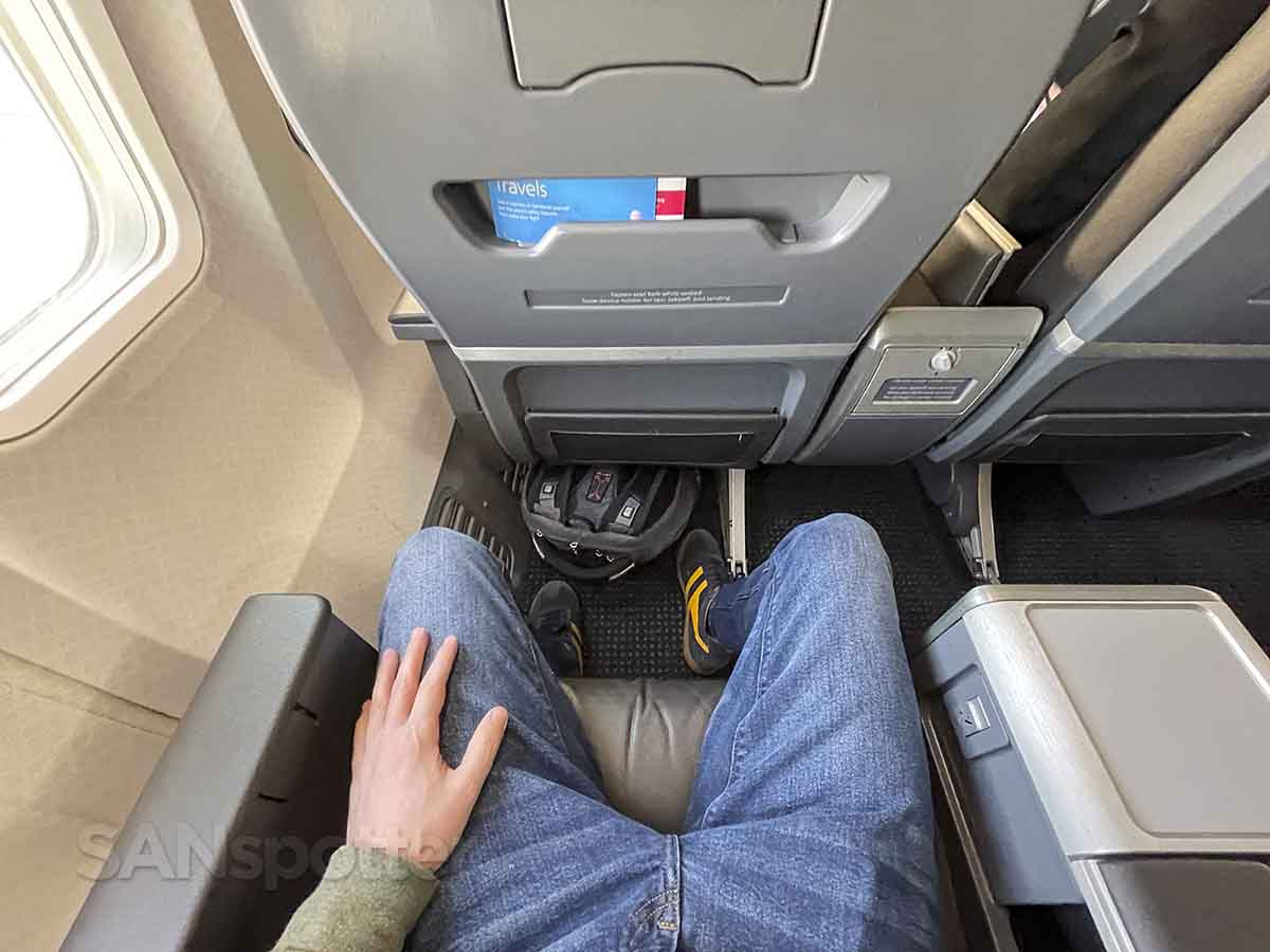 American Airlines 737-800 first class leg room