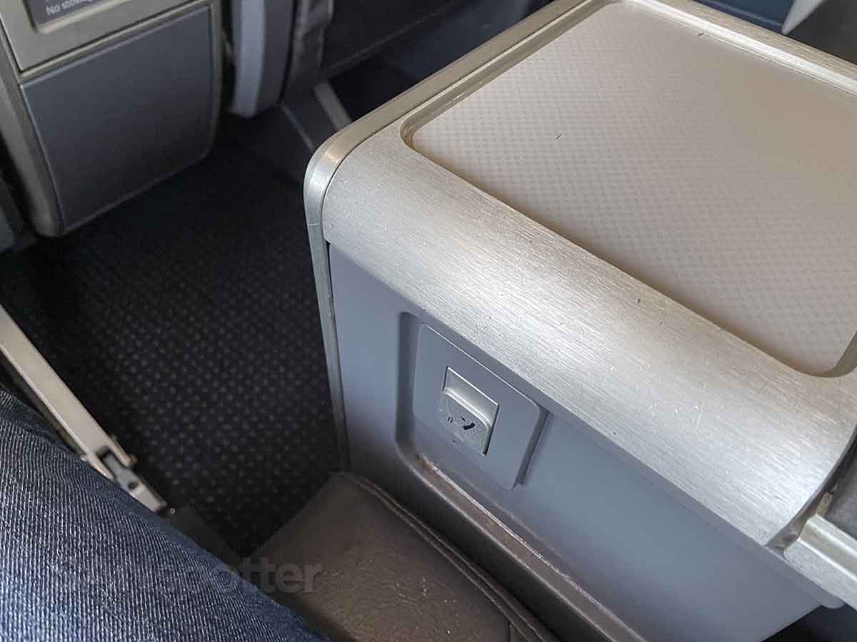 American Airlines 737-800 first class center console and seat reclined button