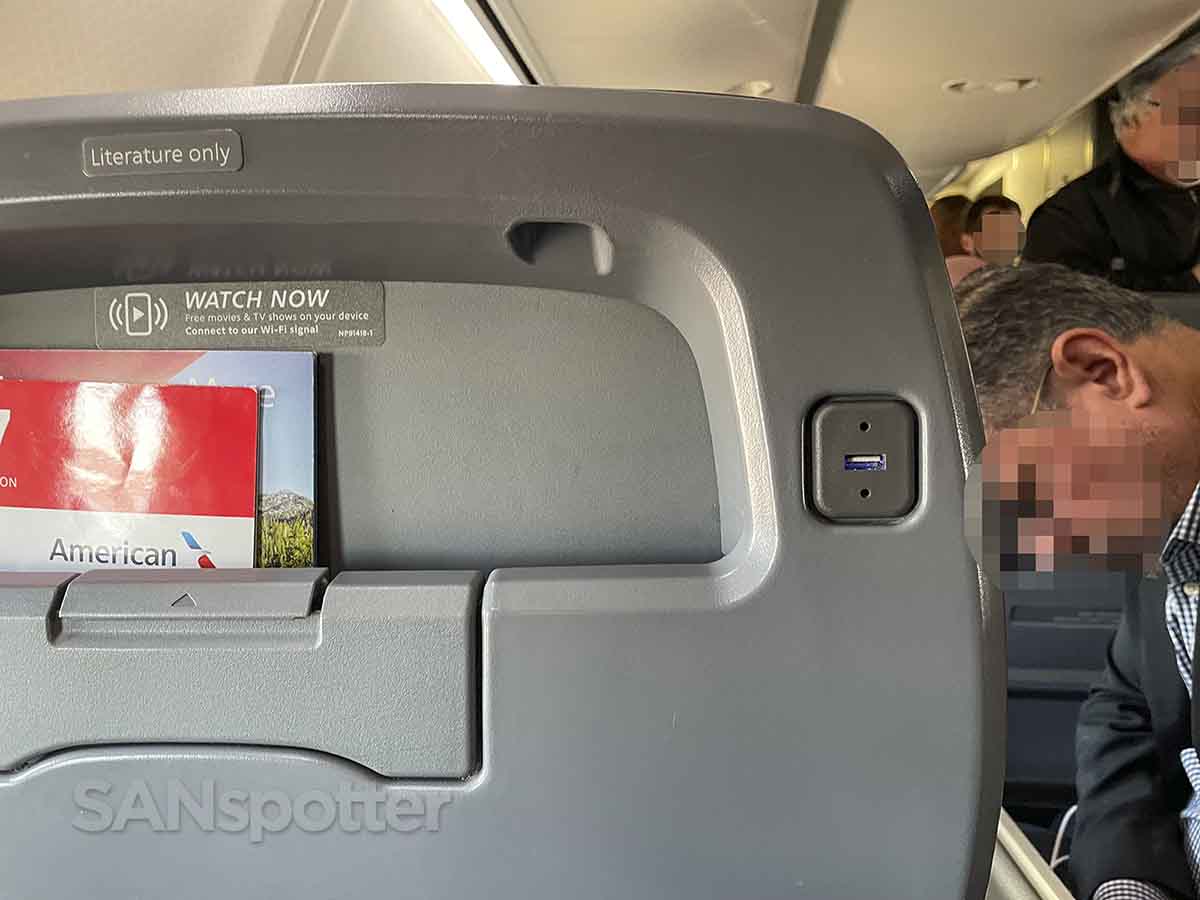 American Airlines 737-800 first class USB-A ports and personal device holders