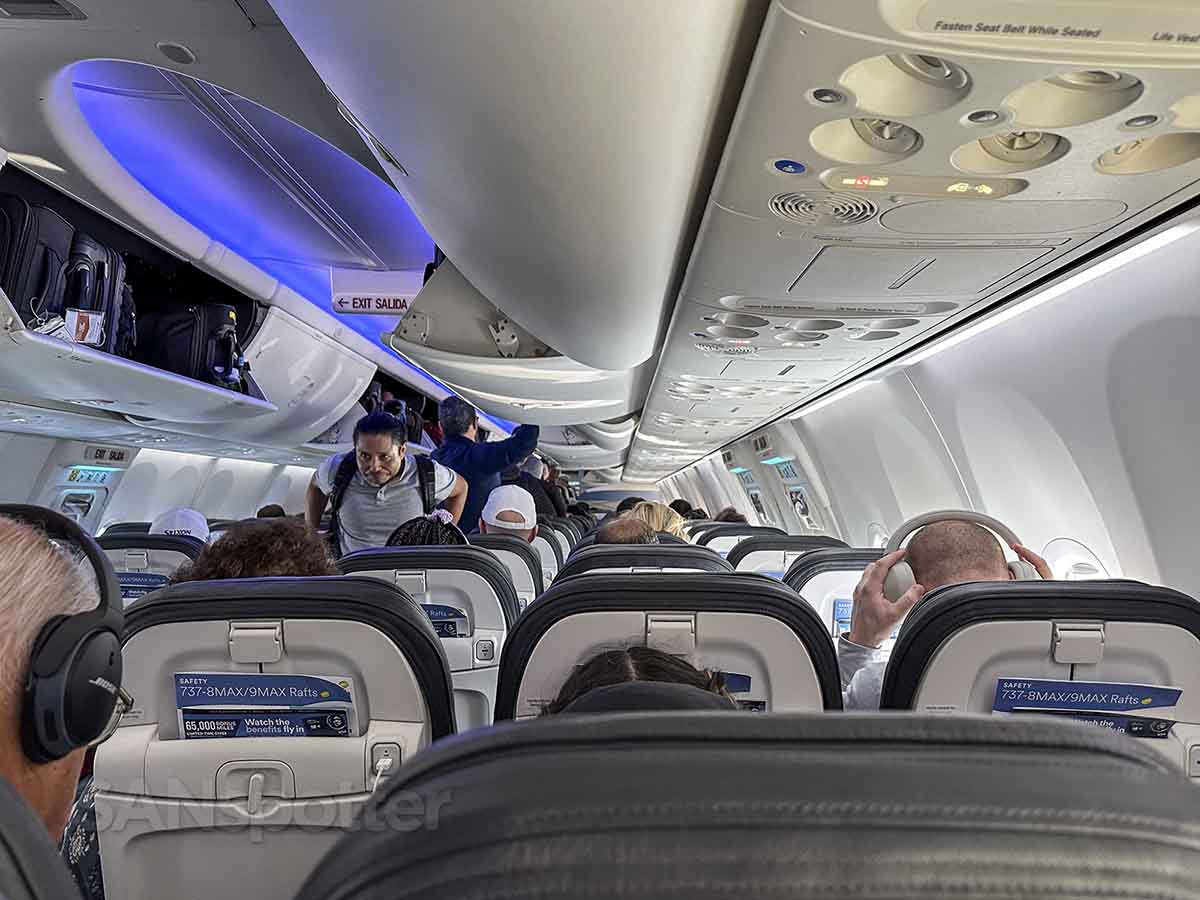 Alaska Airlines 737 MAX 9 economy class cabin 
