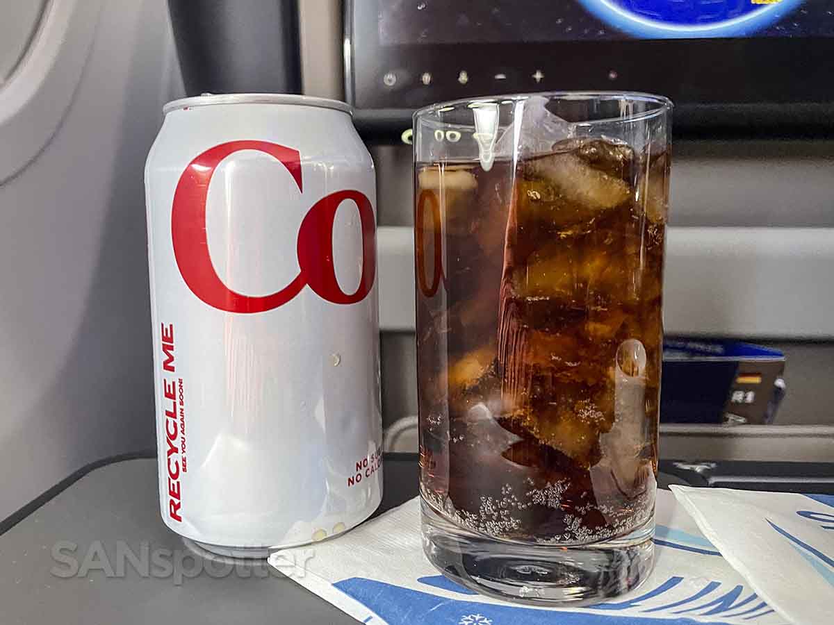 Full size cans of soda United A321neo first class