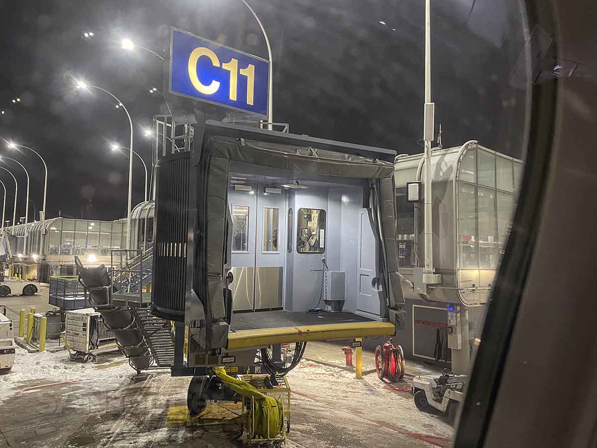 Gate C11 jet bridge Chicago O'Hare airport