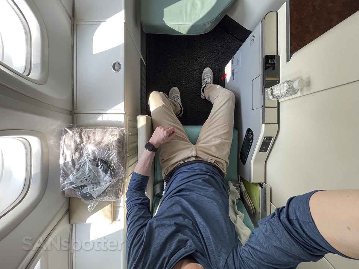 Korean Air 747-8 business class upper deck window seat width