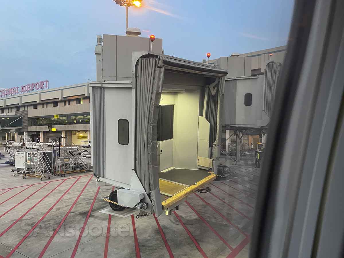 Changi airport jet bridge