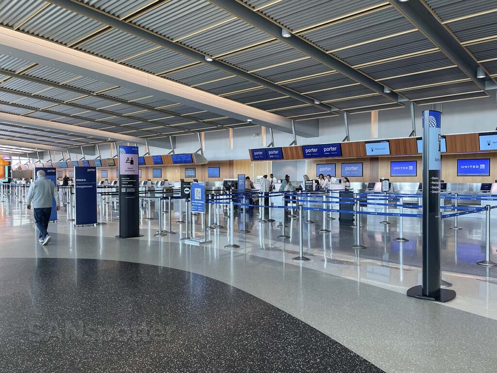 Porter Airlines E195-E2 PorterReserve review: a seat worth reserving ...