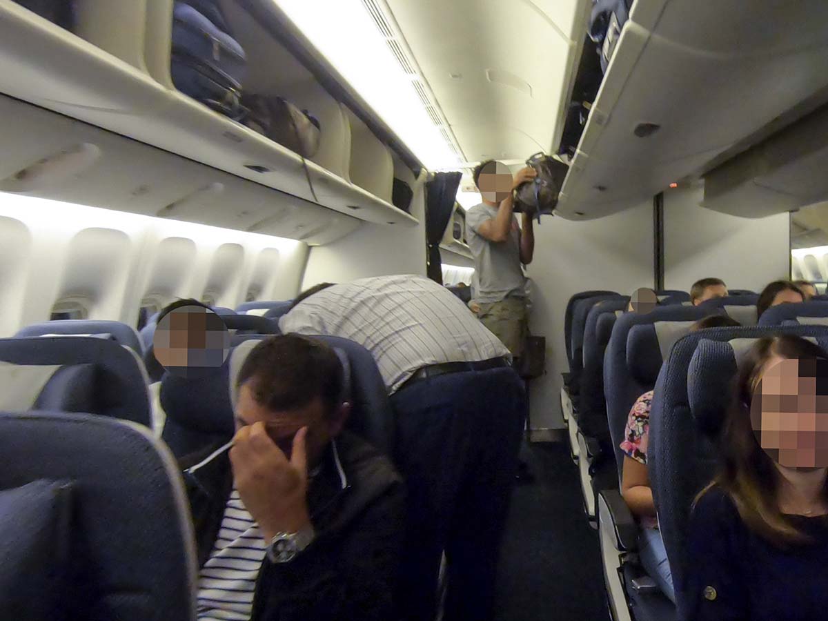 British Airways 777-300ER economy cabin
