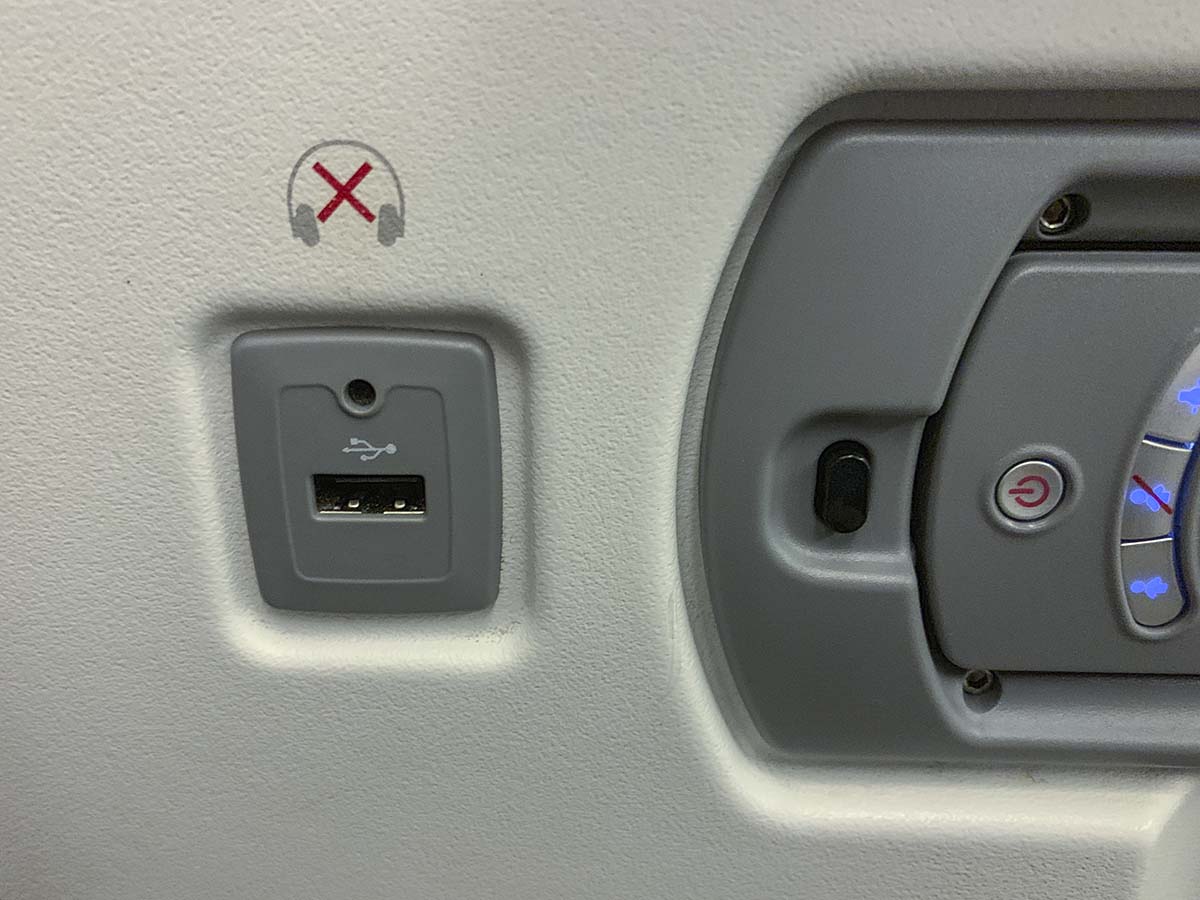 British Airways 777-300ER economy USB power ports