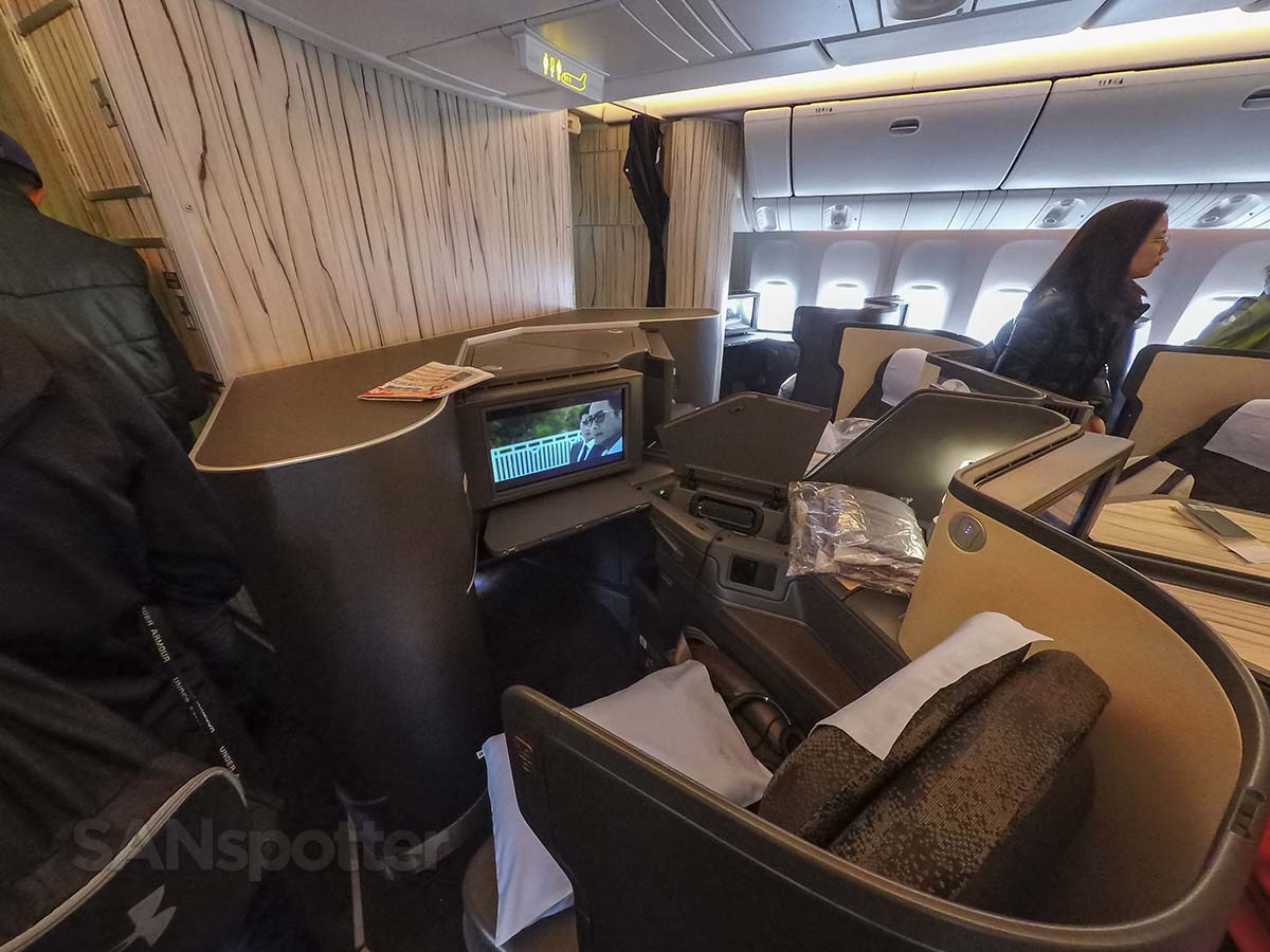 China Airlines 777-300ER business class center section seats