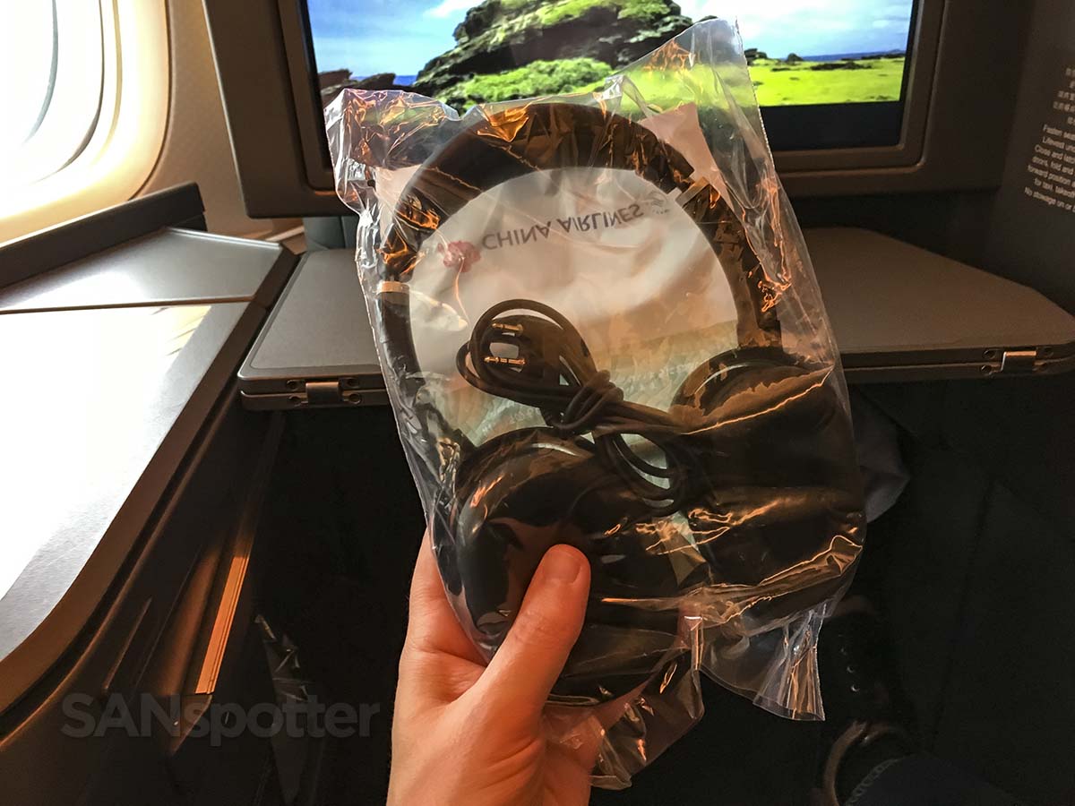 China Airlines 777-300ER business class noise canceling headphones