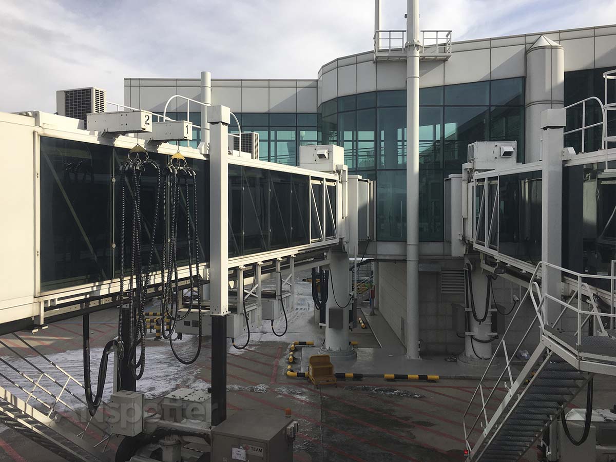 Gate 126 jet bridge ICN airport