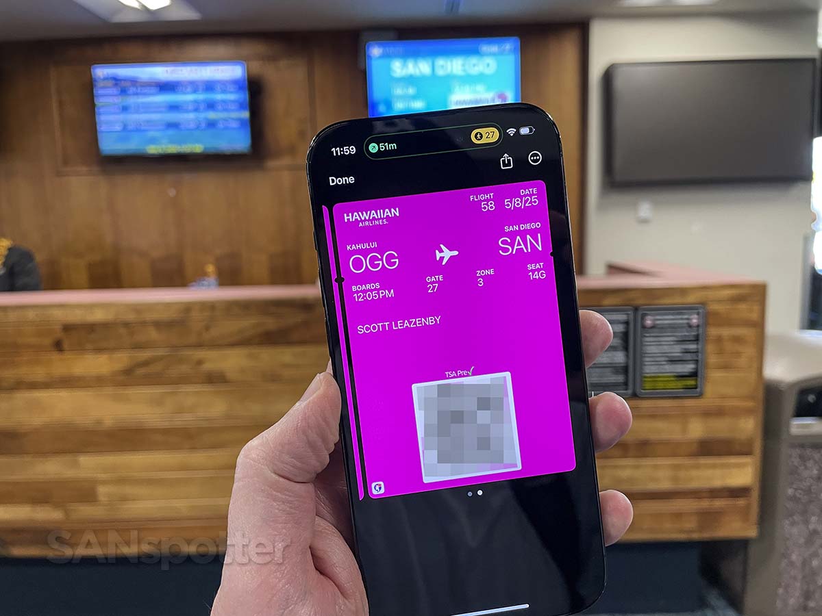 Hawaiian Airlines Maui to San Diego extra comfort mobile boarding pass