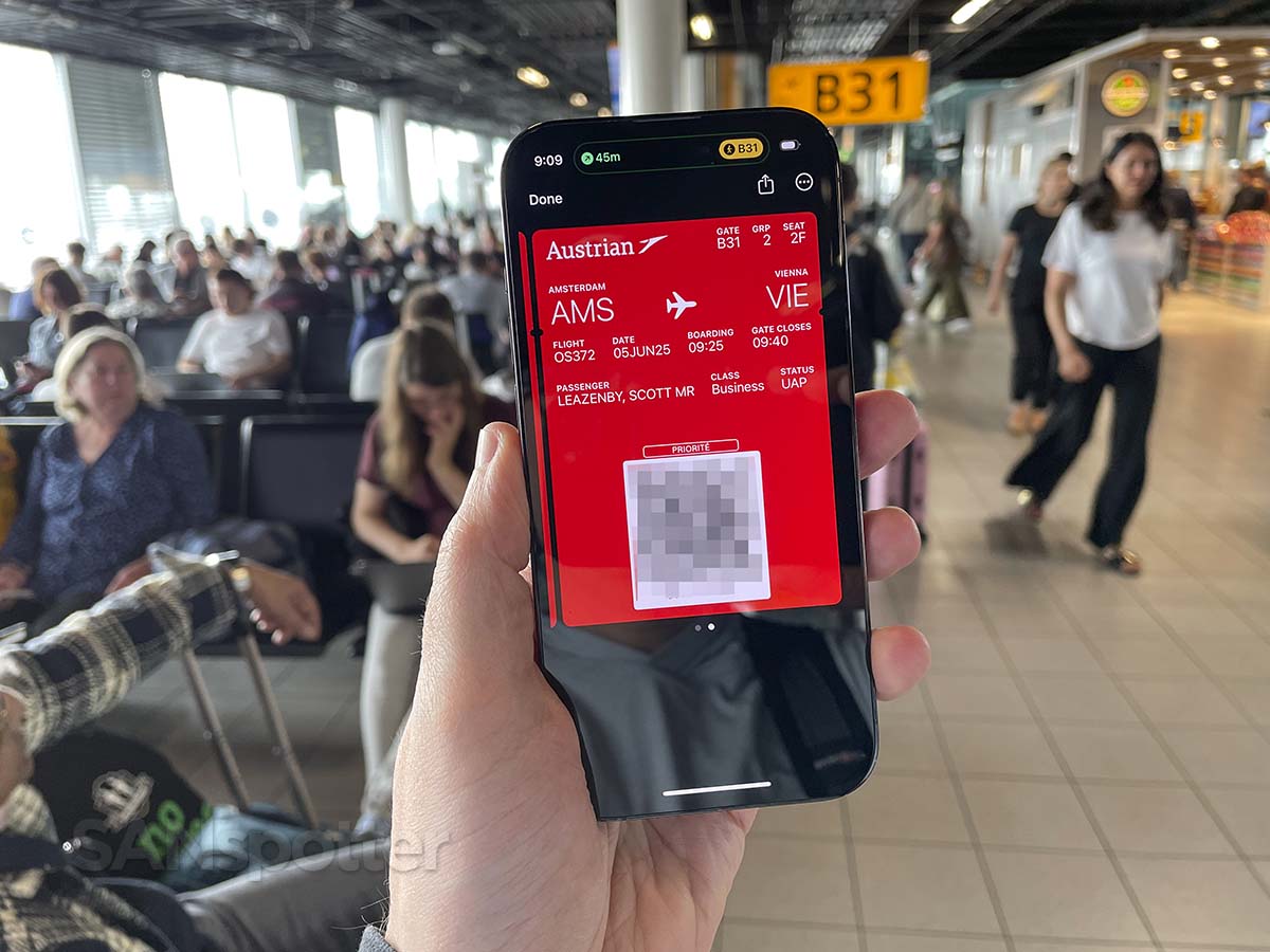 Austrian Airlines Amsterdam to Vienna business class mobile pass