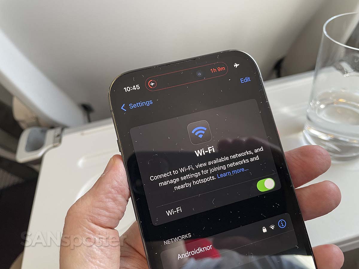 Checking for Wi-Fi in Austrian Airlines A320neo Business class