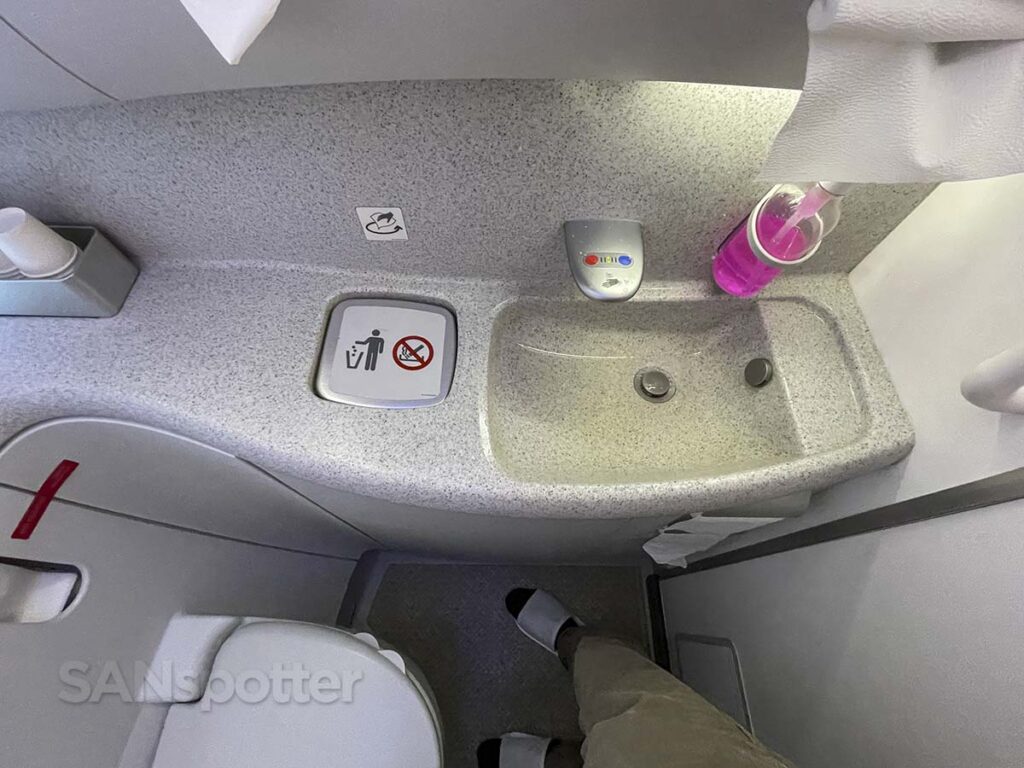 Air Premia 787-9 premium economy lavatory sink