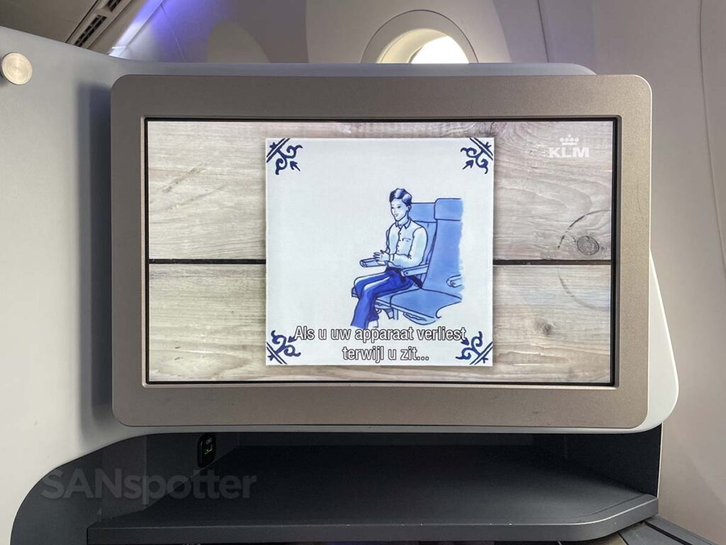 KLM 787-10 business class safety video