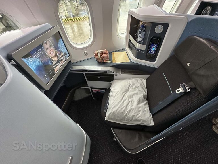 KLM 787-10 Business Class