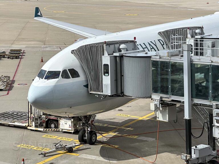 Cathay Pacific A330-300 Business Class