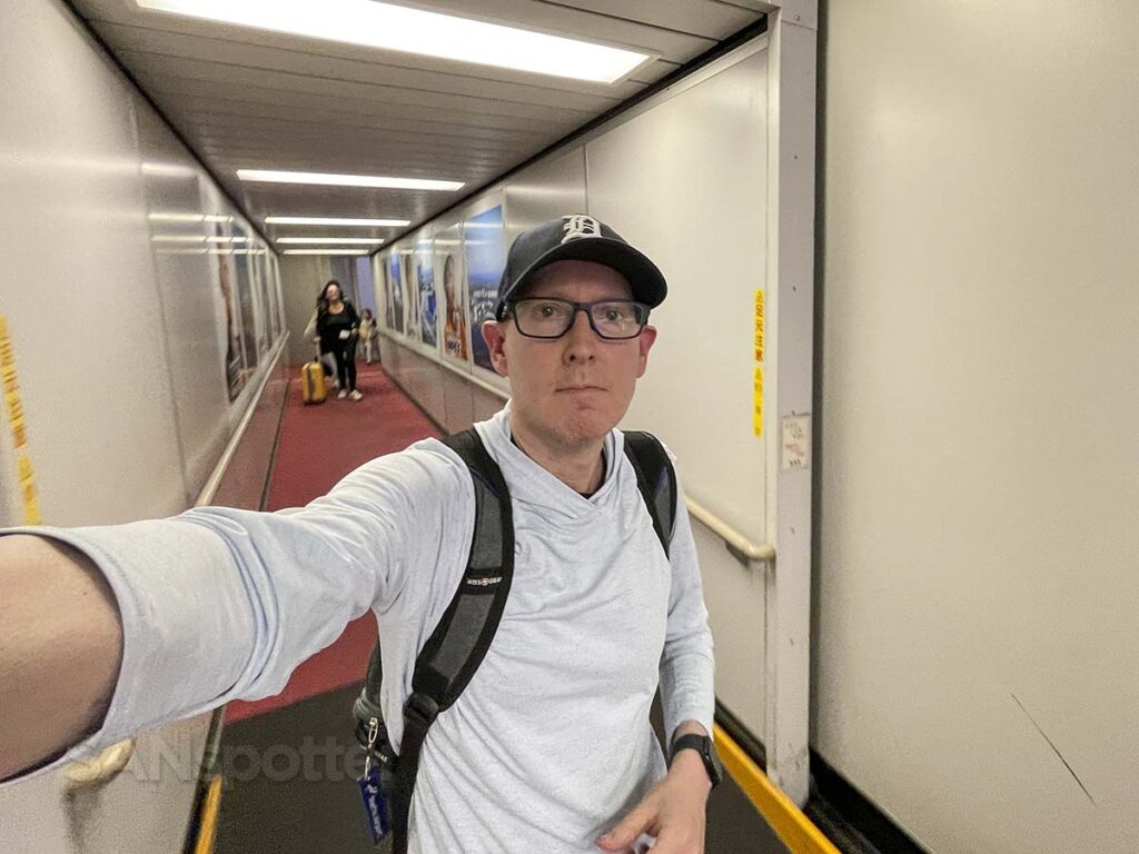 Scott Leazenby (SANspotter) walking down gate 31 jet bridge Tokyo Narita Airport Terminal 1