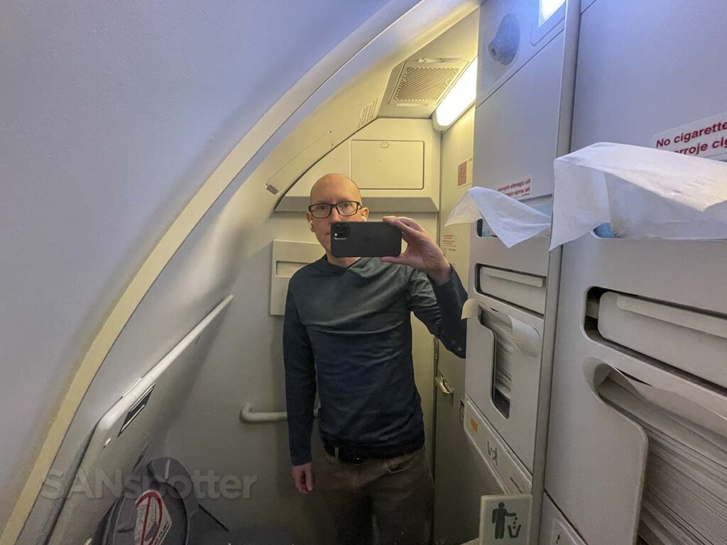SANspotter selfie Spirit Airlines A320 first class forward lavatory