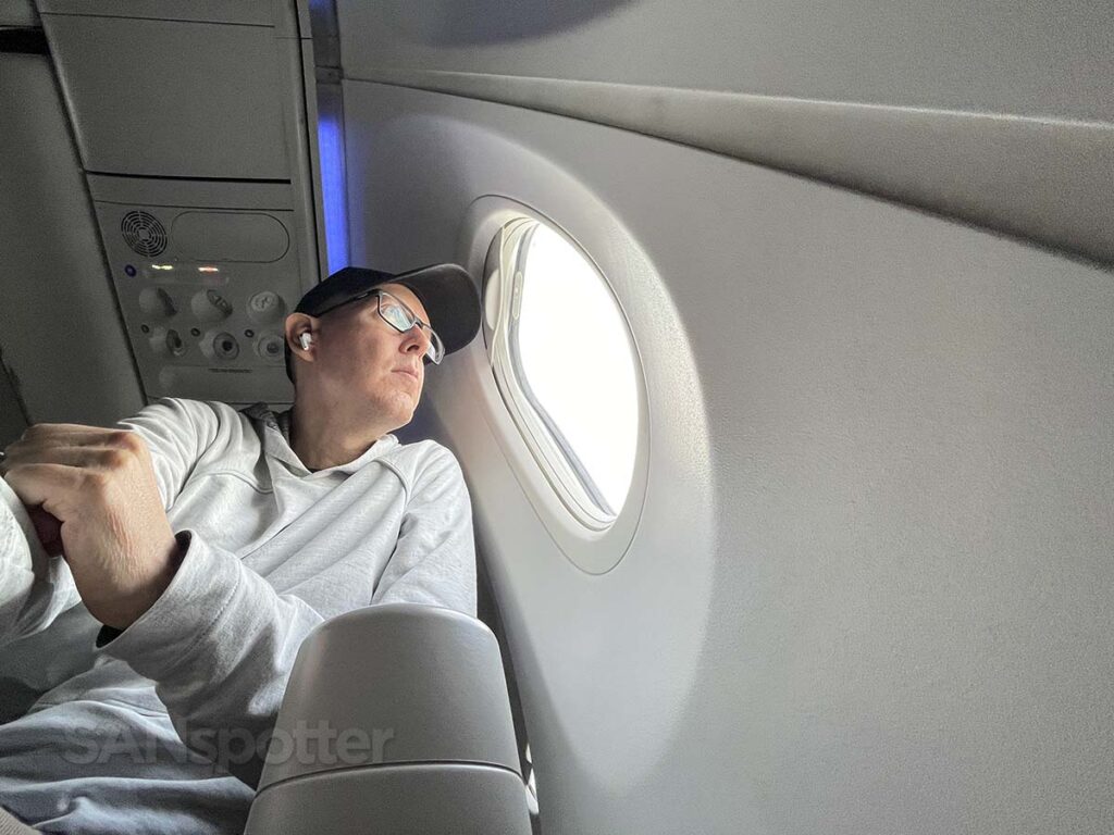 Scott (SANspotter) looking out the window in Alaska Airlines 737-900ER first class