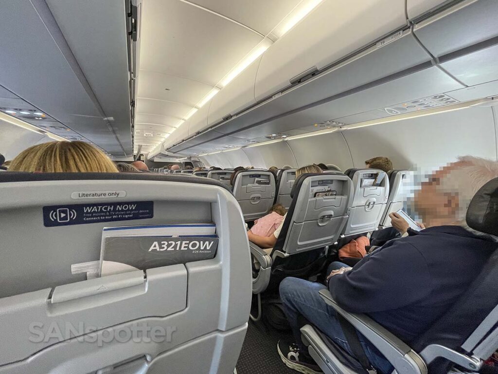 American Airlines A321 economy class cabin