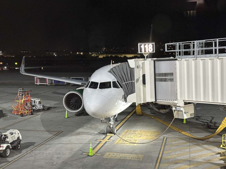 Frontier Airlines A320neo UpFront Plus