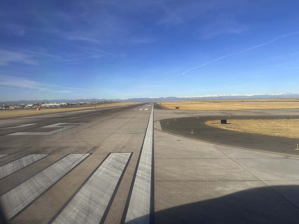 Turning onto runway 25 at DEN