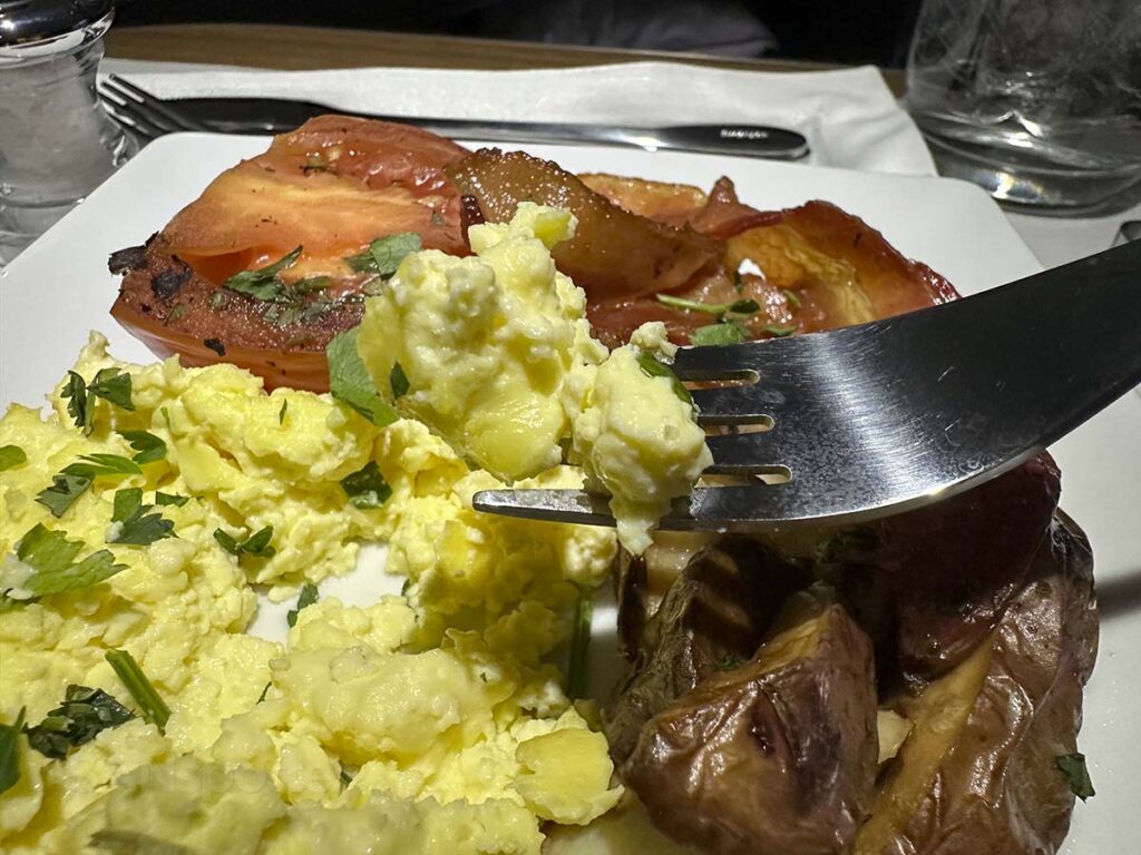 American Airlines A321T Flagship First food quality