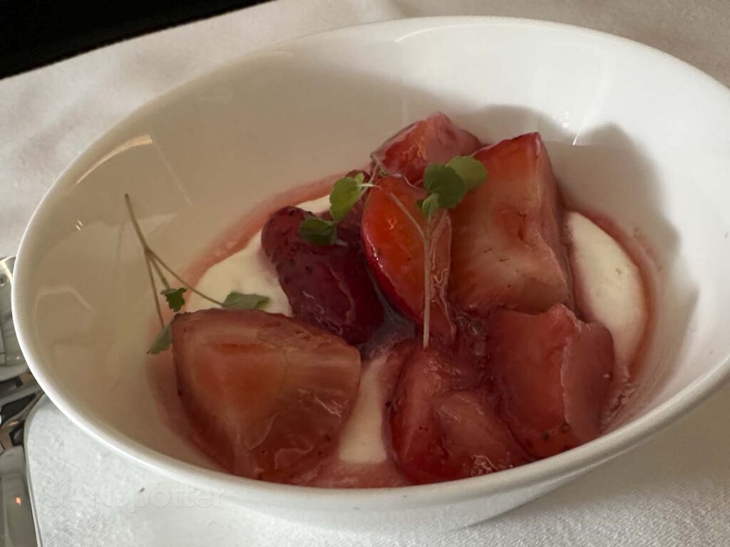 Swiss 777-300ER business class strawberry dessert