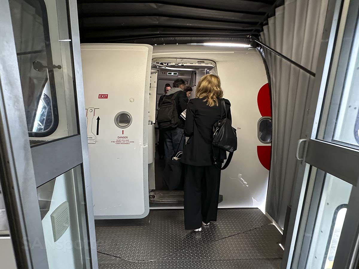 Swiss A320neo forward boarding door