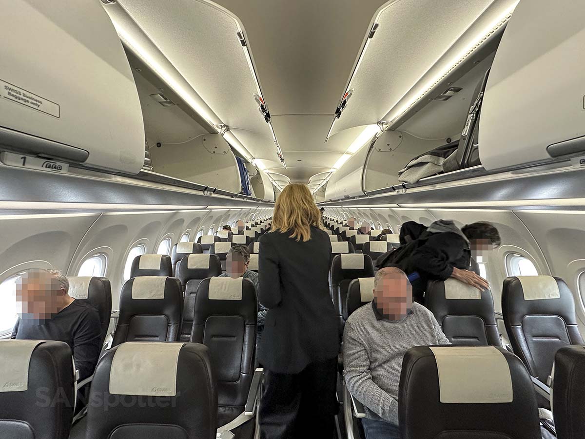 Swiss A320neo business class cabin