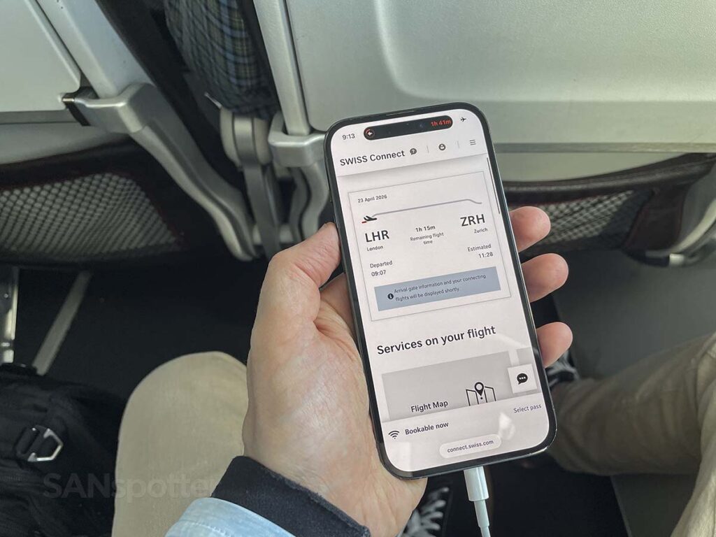 SWISS connect in flight entertainment flight information screen