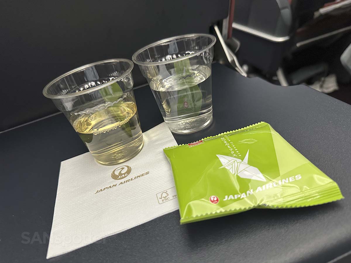 Pre meal drink and snack service in JAL A350-1000 Premium Economy
