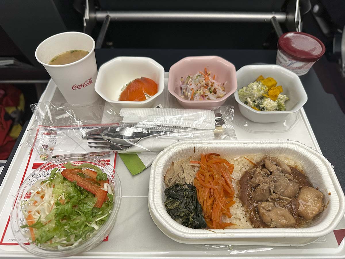 JAL A350-1000 Premium Economy Dashi-flavored seasoned rice and chicken in red miso meal tray