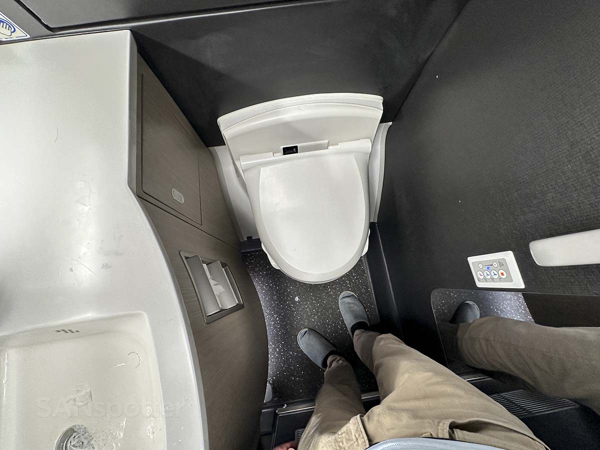 JAL A350-1000 Premium Economy lavatory toilet