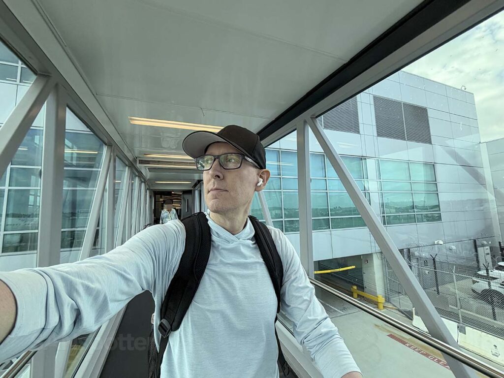Scott Leazenby walking down the gate 51 jet bridge San Diego airport