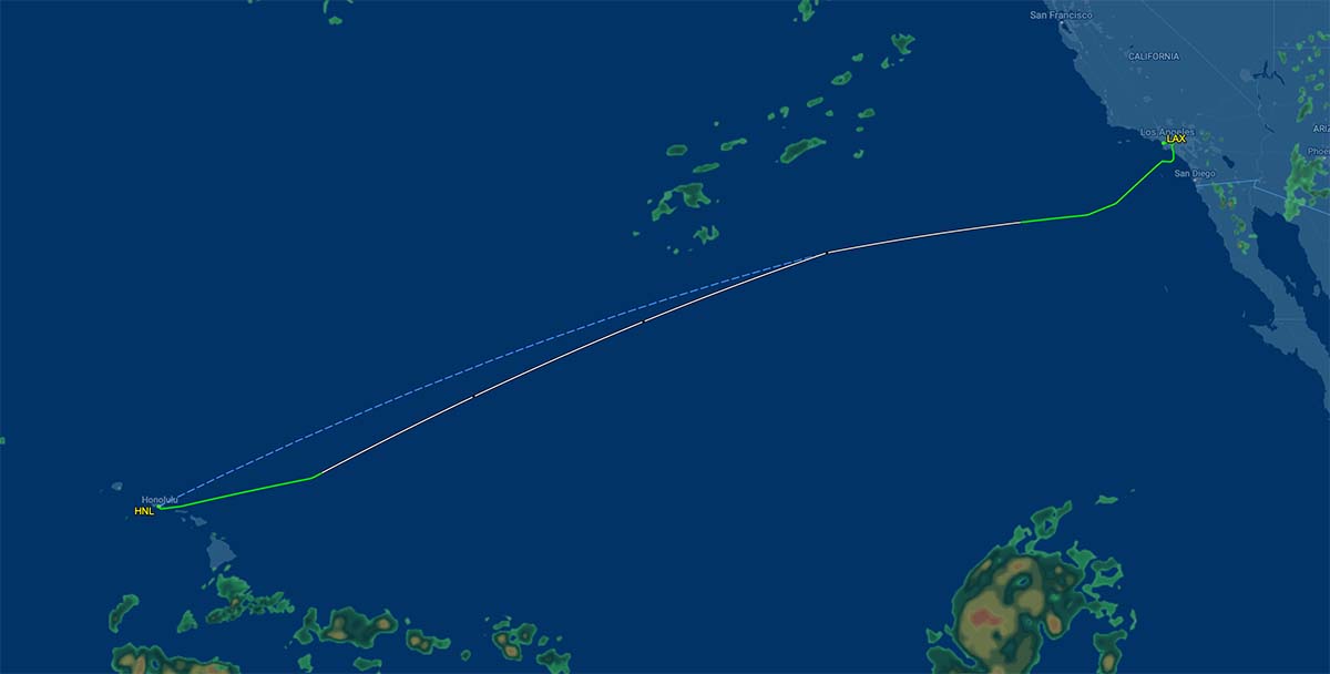 UA1121 flight track