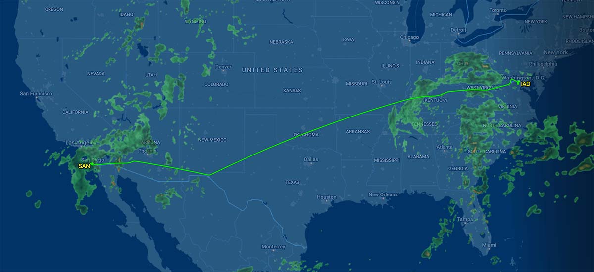 UA444 flight track