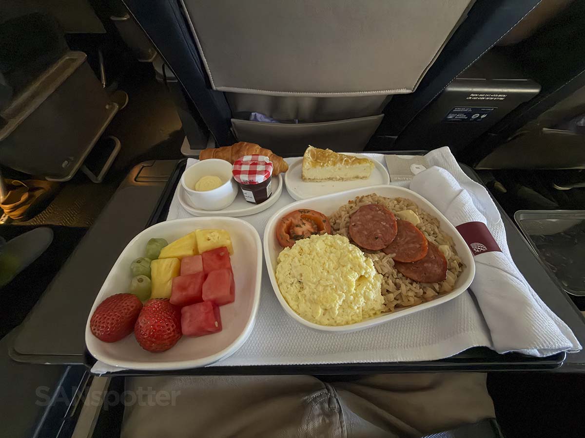 Hawaiian style breakfast (rice, eggs and sausage) in United Airlines 757-300 first class